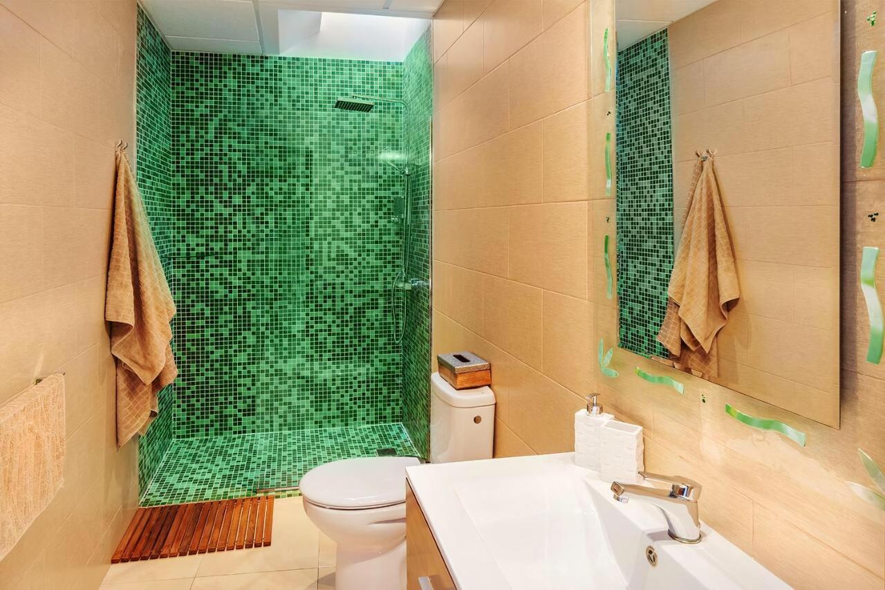 Apartamentos Mares De Lava - Puerto Del Carmen بويرتو ذيل كارمين المظهر الخارجي الصورة