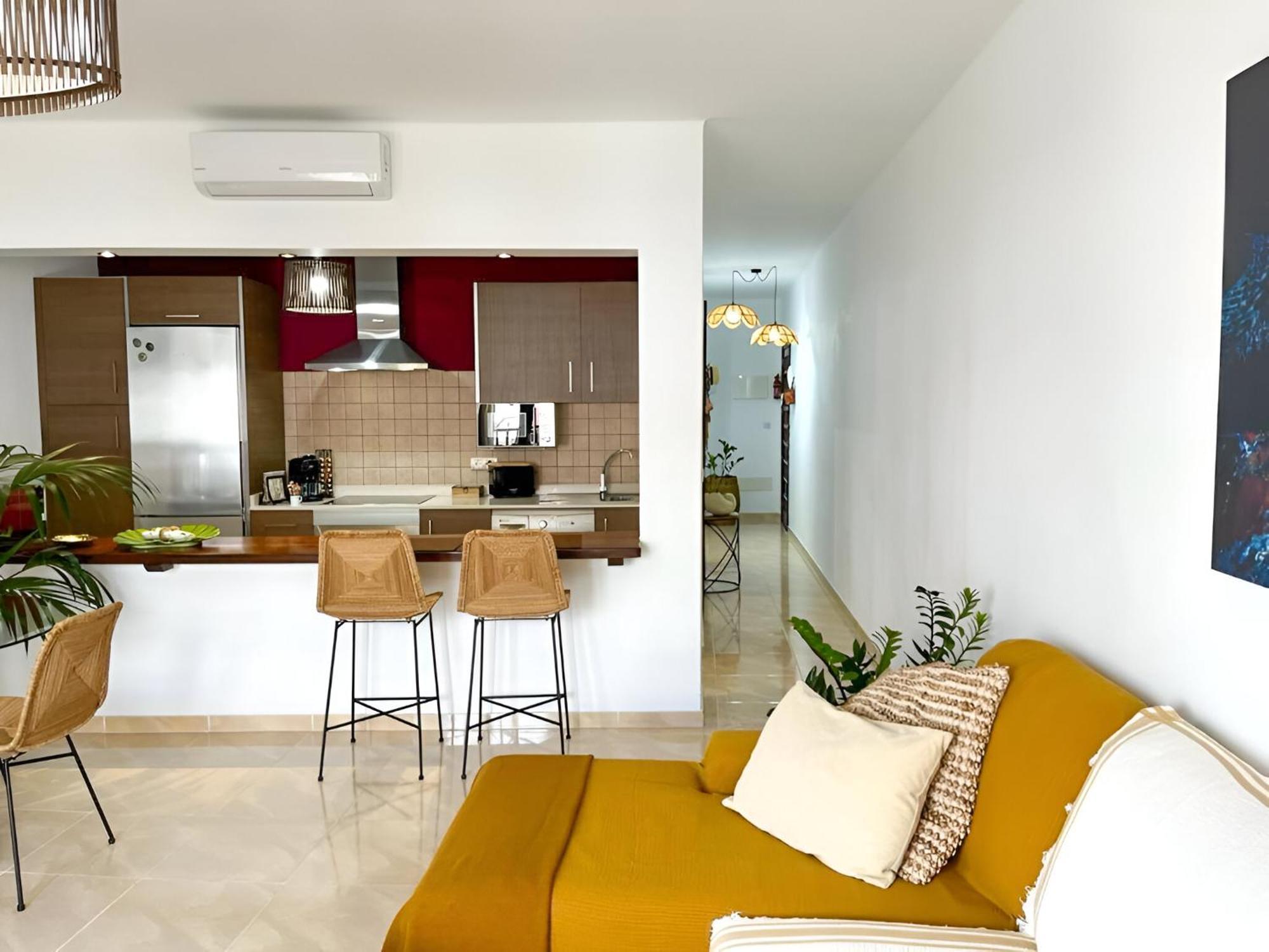 Apartamentos Mares De Lava - Puerto Del Carmen بويرتو ذيل كارمين المظهر الخارجي الصورة
